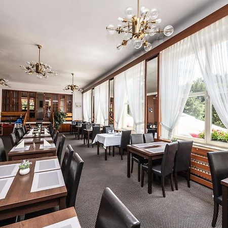 Parkhotel Skalni Mesto Jičín Kültér fotó
