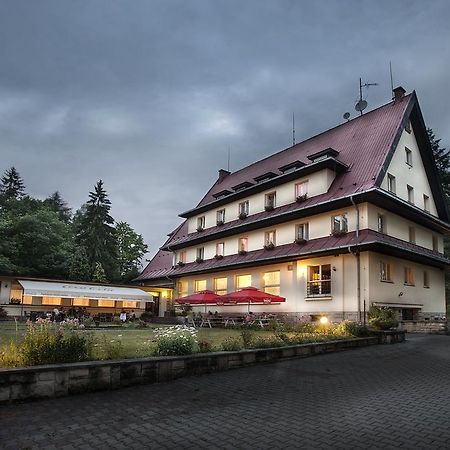 Parkhotel Skalni Mesto Jičín Kültér fotó