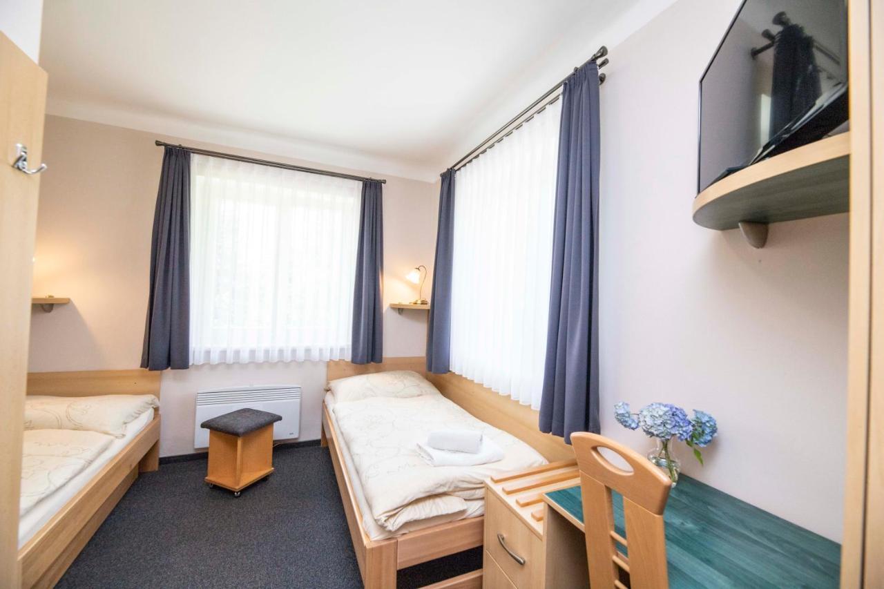 Parkhotel Skalni Mesto Jičín Kültér fotó