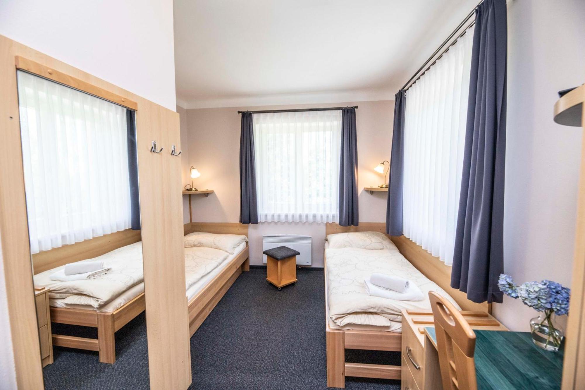 Parkhotel Skalni Mesto Jičín Kültér fotó