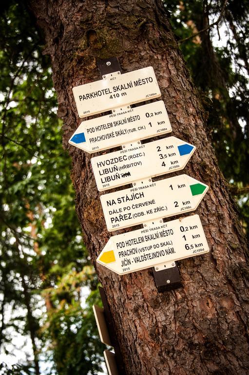 Parkhotel Skalni Mesto Jičín Kültér fotó