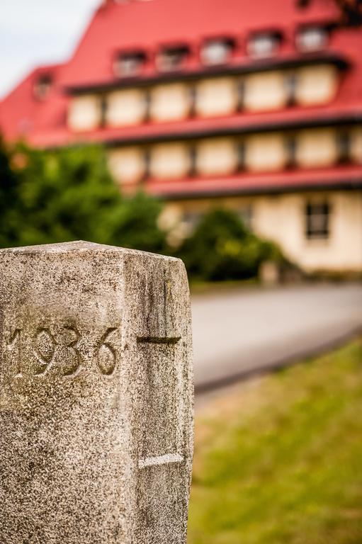 Parkhotel Skalni Mesto Jičín Kültér fotó